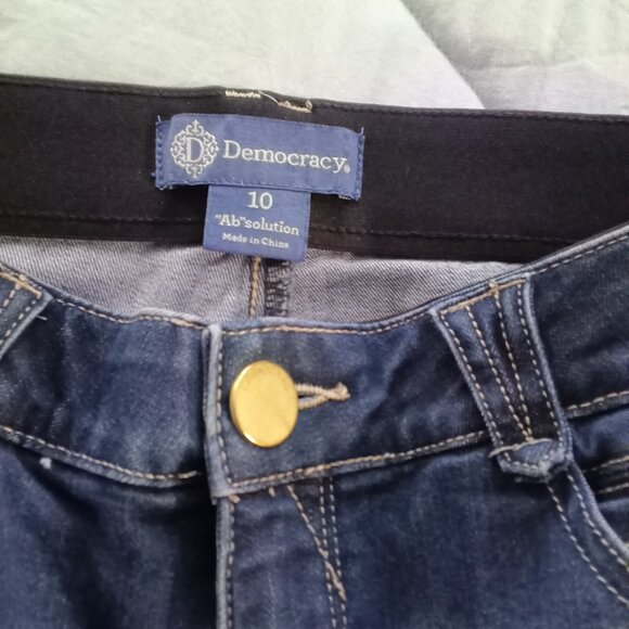 Democracy Jeans 10 - Picture 4 of 5